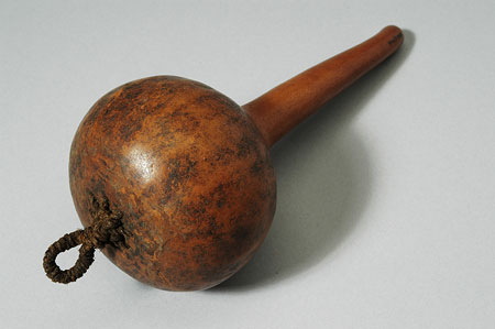 Acholi rattle