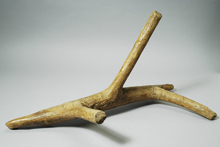 Dinka Tuich headrest