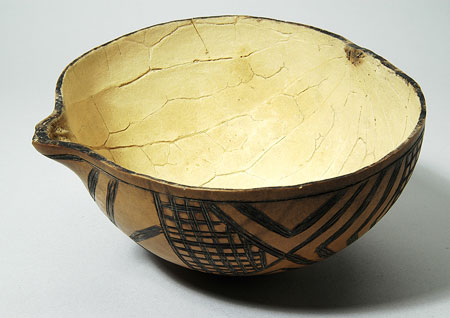 Dinka Tuich bowl