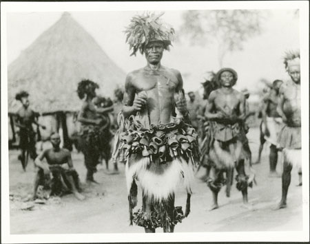 Zande abinza (witchdoctors) dancing