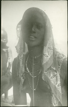 Mandari woman