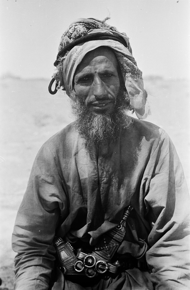Seated portrait of Ali bin Said bin Rashid, a sheikh of the Yahahif lineage of Wahiba Bedouin