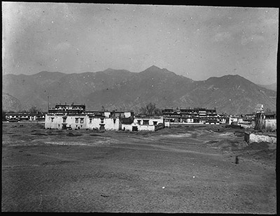 Tsomoling and Shide Monastery