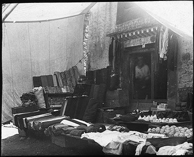 Textile and ceramics shop in Lhasa