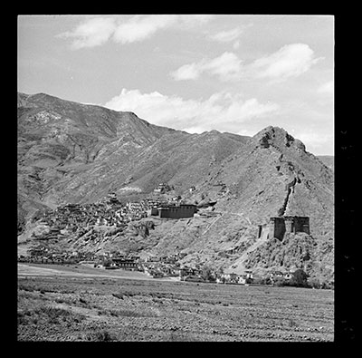 Settlement of Chyongye with fort and monastery