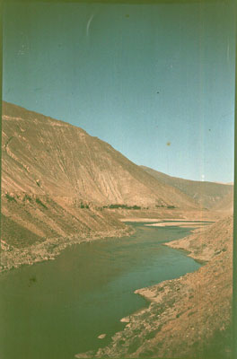 Tsangpo river below Shigatse before Ripung valley