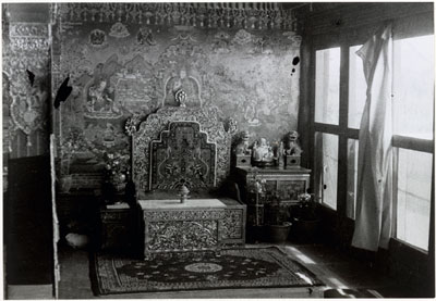 Throne room in Norbu Lingka