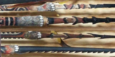 Barbed arrows (1900.55.324)