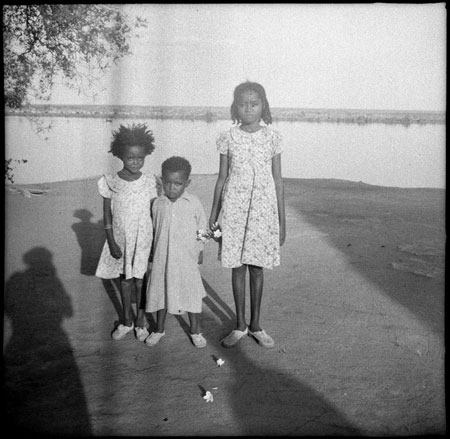 Portrait of children in Mandari