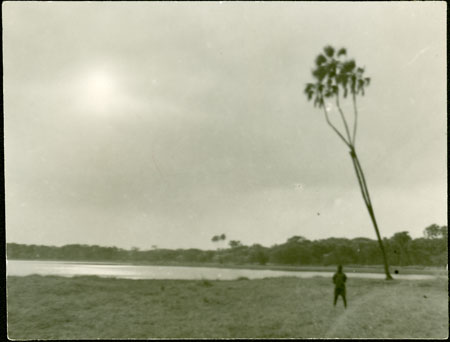 Mandari dry season lagoon